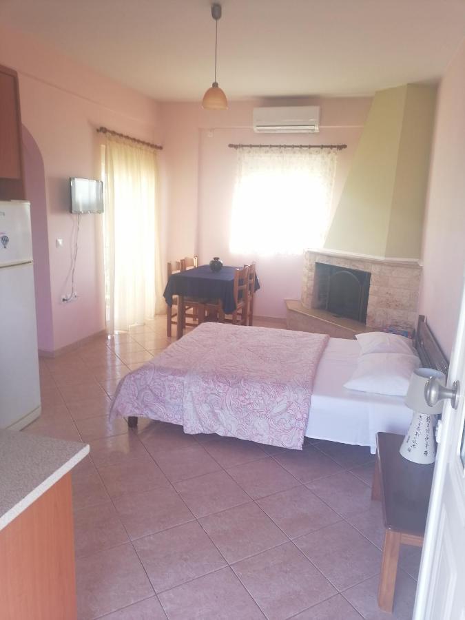 Mina Apartment Zacharo